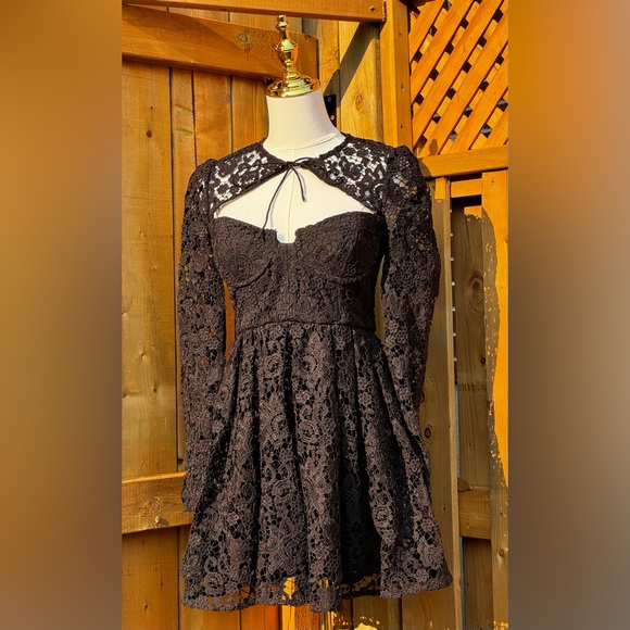 🆕 SELF-PORTRAIT 🧿 BNWOT Black Lace Tie-Neck Minidress, Sz US 2 / UK 6 - Picture 5 of 16